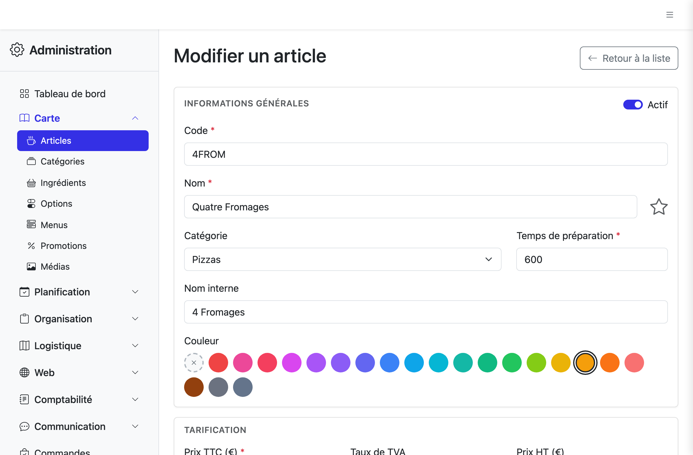 Champs Nom interne et Couleur renseignés sur la fiche d'un article